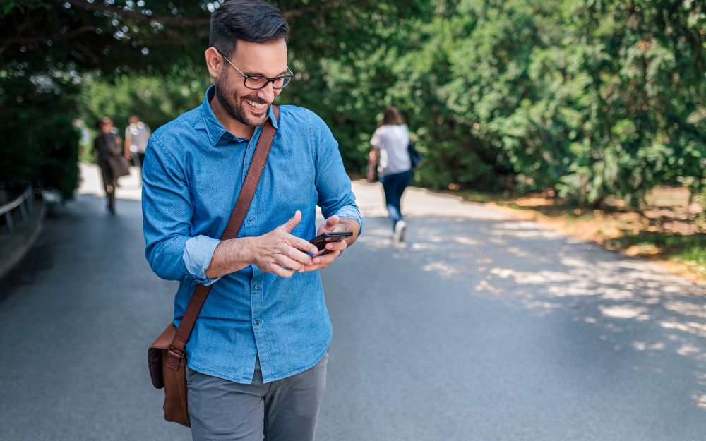 Shipment Updates Image