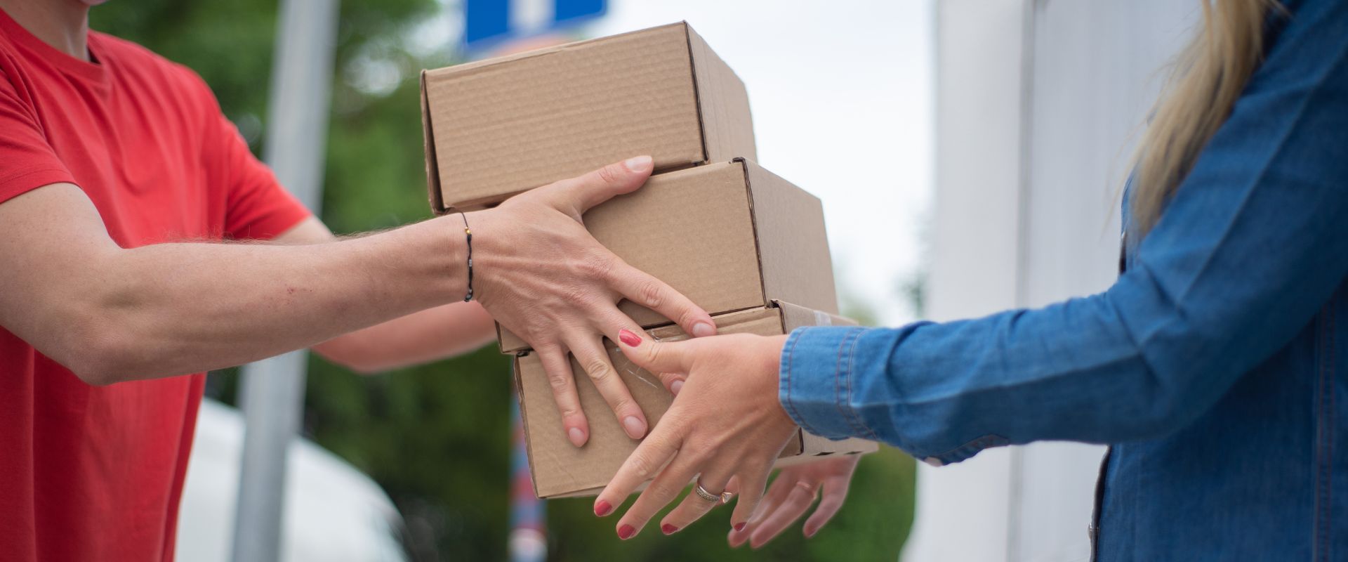 Package Delivery Service Image